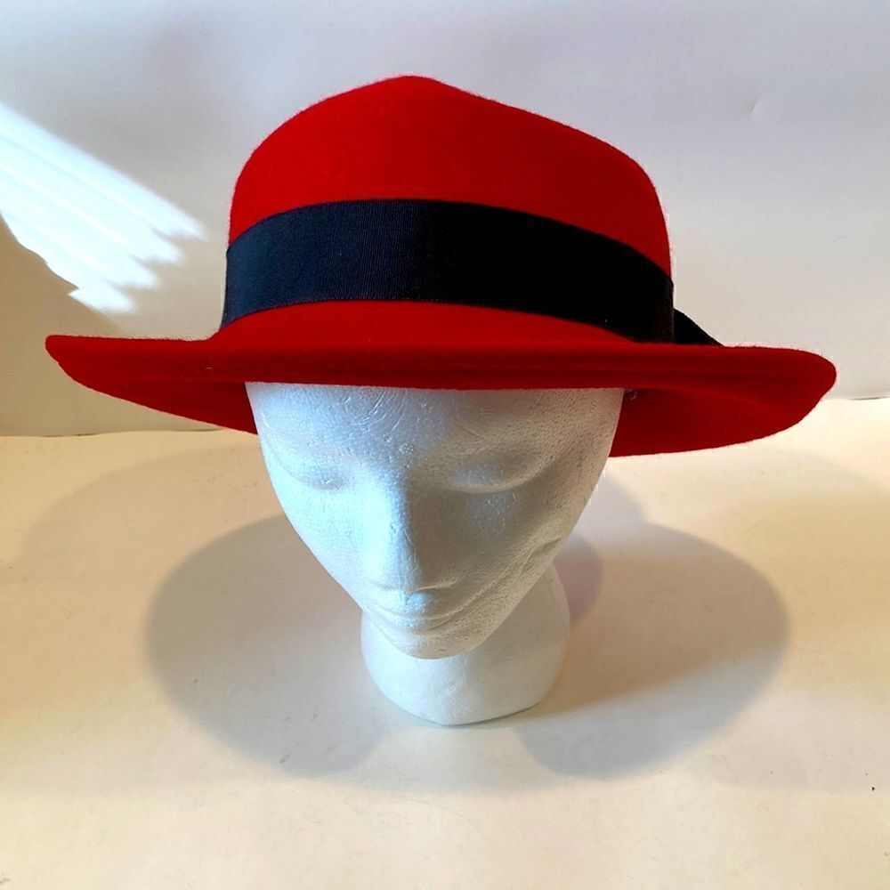 Street Smart by Betmar Wool Hat Made in the USA 100% Wool Red